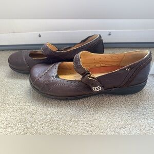 Like new Clarks Unstructured Womens Size 8.5 W Mary Jane Comfort Shoes  86479